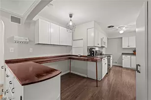 345 Miami Ave, Elyria, OH 44035 - Photo 2