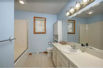 115 E 15th Street, Dover, OH 44622 - Photo 16