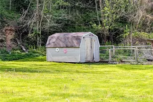 9365 Dutchtown School Rd, Rogers, OH 44455 - Photo 6