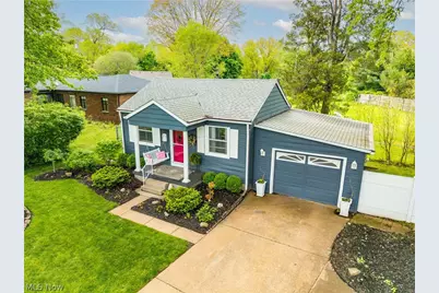 1092 Cooper Foster Park Road, Lorain, OH 44053 - Photo 2
