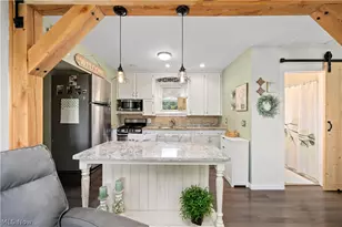1092 Cooper Foster Park Rd, Lorain, OH 44053 - Photo 8