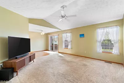3008 Mount Pleasant Street NW, North Canton, OH 44720 - Photo 4