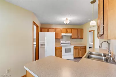 3008 Mount Pleasant Street NW, North Canton, OH 44720 - Photo 10