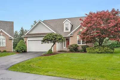 90 Lake Pointe Circle, Canfield, OH 44406 - Photo 2