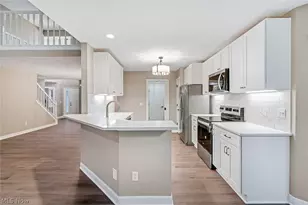 90 Lake Pointe Cir, Canfield, OH 44406 - Photo 18