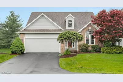 90 Lake Pointe Circle, Canfield, OH 44406 - Photo 1