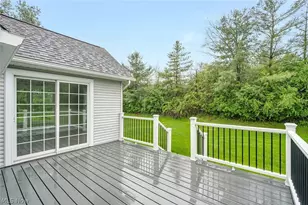 90 Lake Pointe Cir, Canfield, OH 44406 - Photo 44