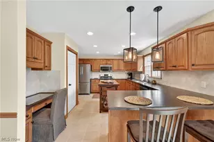 5503 Pheasants Walk Dr, North Olmsted, OH 44070 - Photo 14