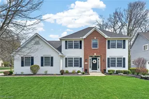 5503 Pheasants Walk Dr, North Olmsted, OH 44070 - Photo 2