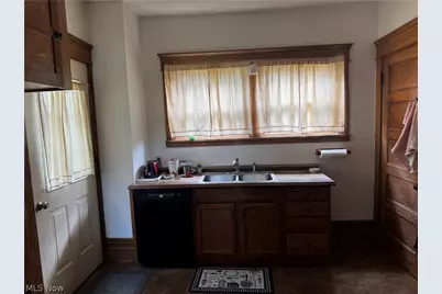 75 N Crawford Street, Millersburg, OH 44654 - Photo 8
