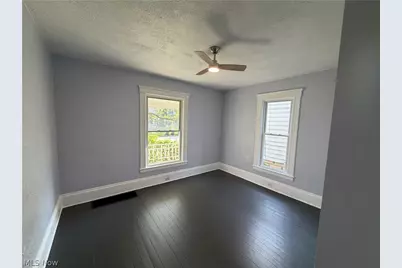 347 11th Street, Elyria, OH 44035 - Photo 12