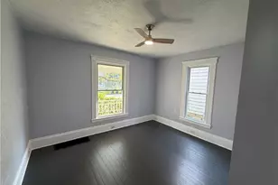 347 11th St, Elyria, OH 44035 - Photo 12
