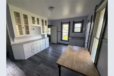 347 11th Street, Elyria, OH 44035 - Photo 8