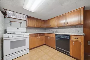 1814 Demington Ave NW, Canton, OH 44708 - Photo 28