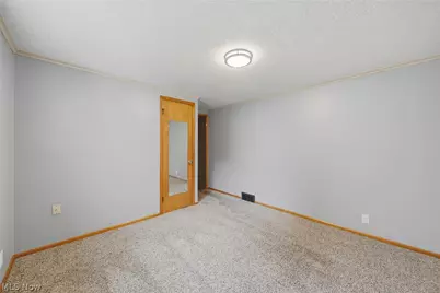 1814 Demington Avenue NW, Canton, OH 44708 - Photo 8