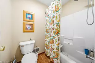 30190 Bonnie View Dr, Wickliffe, OH 44092 - Photo 44