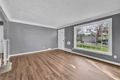 612 North Street, Brooklyn Heights, OH 44131 - Photo 10