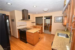 24354 S Oxford Oval, North Olmsted, OH 44070 - Photo 14