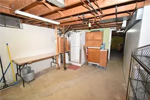 24354 S Oxford Oval, North Olmsted, OH 44070 - Photo 34