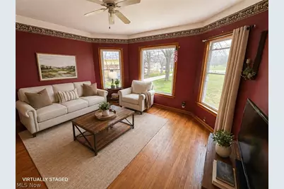29734 Euclid Avenue, Wickliffe, OH 44092 - Photo 2