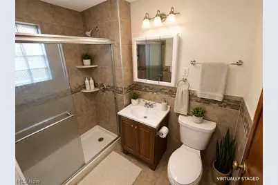 29734 Euclid Avenue, Wickliffe, OH 44092 - Photo 4