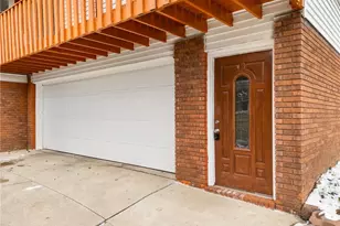 405 Baldwin Rd, Akron, OH 44312 - Photo 4