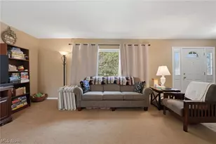 1876 Laurel Dr, Twinsburg, OH 44087 - Photo 4