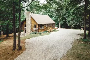 22916 Sams Creek Rd, Laurelville, OH 43135 - Photo 2