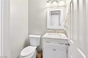 632 Sovereign Ln, Medina, OH 44256 - Photo 18