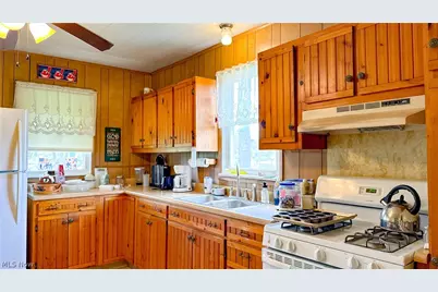 55321 Marietta Road, Pleasant City, OH 43772 - Photo 6