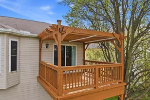 12786 Heritage Trl, North Royalton, OH 44133 - Photo 8