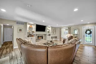 10815 Gate Post, Strongsville, OH 44149 - Photo 8