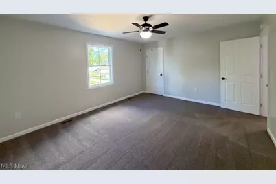 315 N Plum Street, Gnadenhutten, OH 44629 - Photo 14