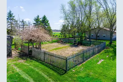 254 E Congress Street, Polk, OH 44866 - Photo 34