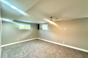 720 57th St, Vienna, WV 26105 - Photo 24