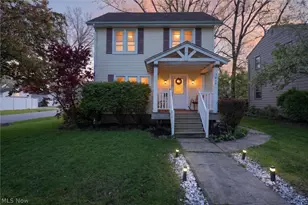 2059 15th St, Cuyahoga Falls, OH 44223 - Photo 2