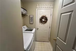 3632 Berkeley Ln, Brunswick, OH 44212 - Photo 14