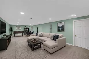 106 Lethbridge Cir, Akron, OH 44321 - Photo 28