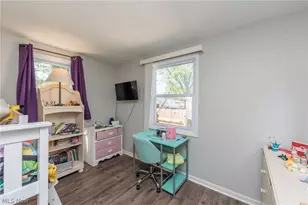 838 Warwick Dr, Sheffield Lake, OH 44054 - Photo 20