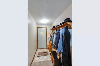 5029 Broadway Avenue NE, Louisville, OH 44641 - Photo 24