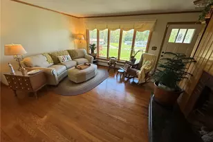6145 Wolf Run Rd SE, Dennison, OH 44621 - Photo 4