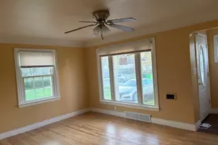 13917 Wolf Ave, Garfield Heights, OH 44125 - Photo 8