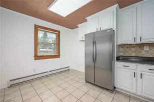 1364 California Ave, Akron, OH 44314 - Photo 12