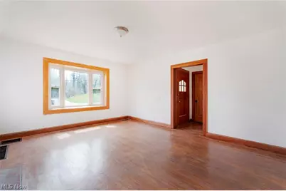 130 Roslyn Drive, Youngstown, OH 44505 - Photo 10