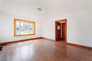 130 Roslyn Dr, Youngstown, OH 44505 - Photo 10