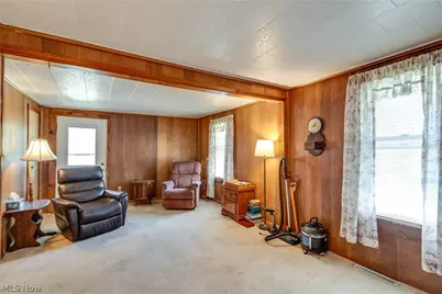 3797 Harper Avenue, Barberton, OH 44203 - Photo 10