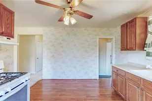 9298 York Rd, North Royalton, OH 44133 - Photo 4