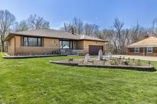 5855 W Ridgewood Dr, Parma, OH 44129 - Photo 32