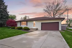 7434 Meadow Ln, Parma, OH 44134 - Photo 4