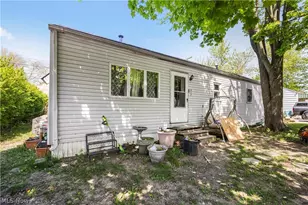 815 Edison Ln, Port Clinton, OH 43452 - Photo 34